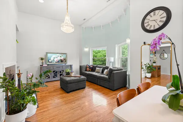 4615 N Beacon ST #3, Chicago, IL 60640