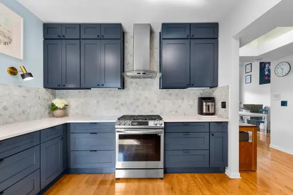 4615 N Beacon ST #3, Chicago, IL 60640