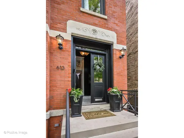613 W Belden AVE, Chicago, IL 60614