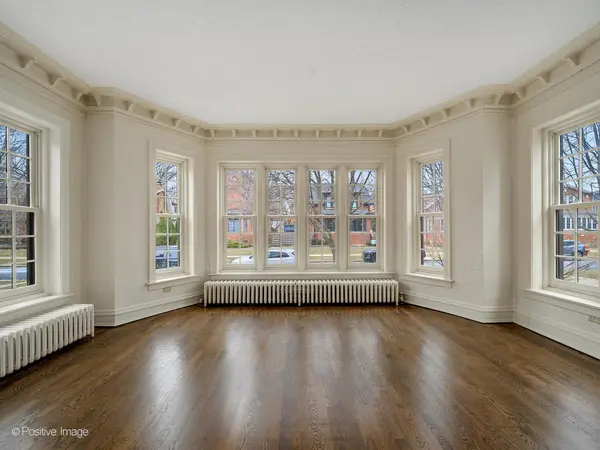 10337 S Hamilton AVE, Chicago, IL 60643