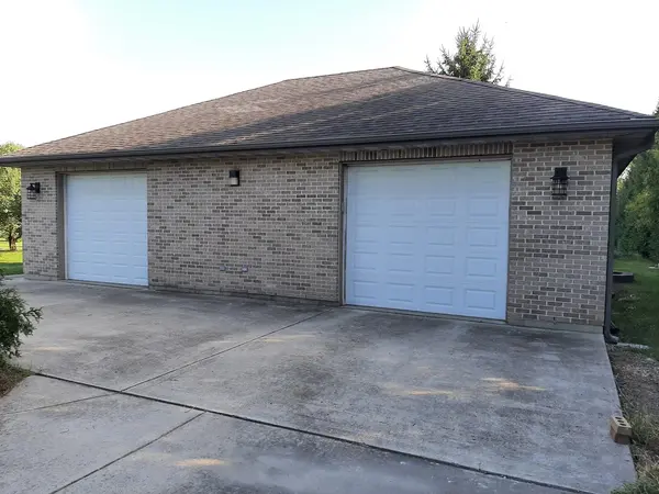 9937 W Kuse RD, Frankfort, IL 60423