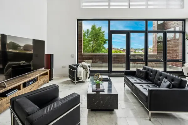 3946 N Ravenswood AVE #501, Chicago, IL 60613