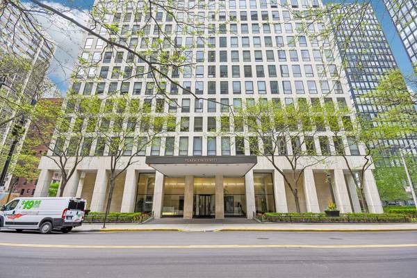 260 E Chestnut ST #4204, Chicago, IL 60611