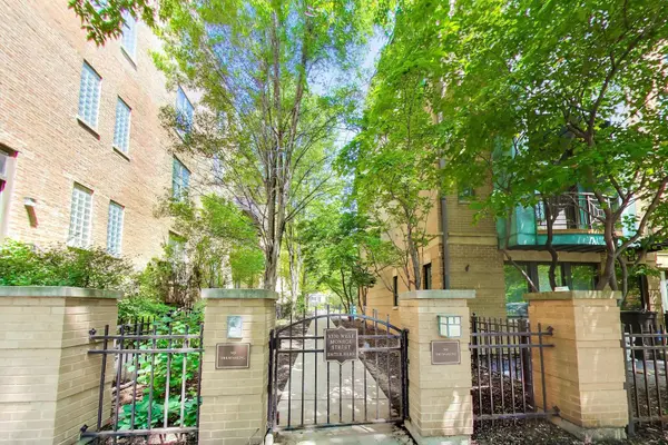 1330 W Monroe ST #107, Chicago, IL 60607