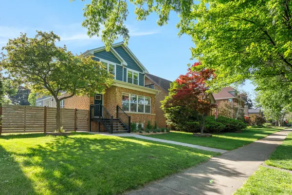 7036 N Olcott AVE, Chicago, IL 60631