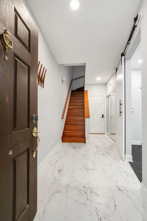 228 E Cullerton ST, Chicago, IL 60616