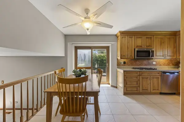 1825 Northbridge PL, Downers Grove, IL 60516