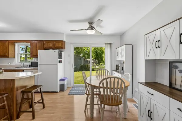 826 Elm AVE, Round Lake Park, IL 60073