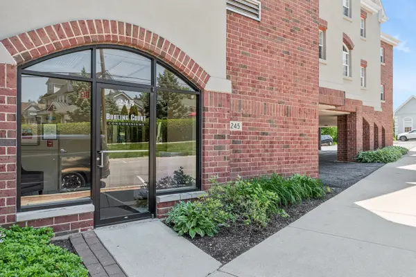 245 Burlington AVE #203, Clarendon Hills, IL 60514