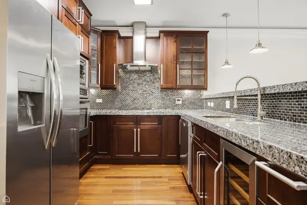 4755 N Kilbourn AVE #2D, Chicago, IL 60630