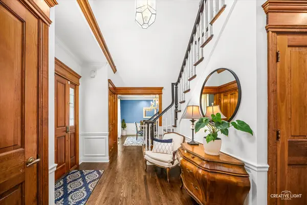 466 Stagecoach RUN, Glen Ellyn, IL 60137