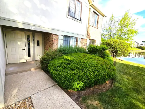 1947 N Brice CT #2,  Palatine,  IL 60074