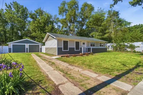 7468 E Parr ST, Sun River Terrace, IL 60964