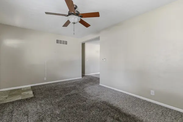 3017 W Lombard ST, Davenport, IA 52804