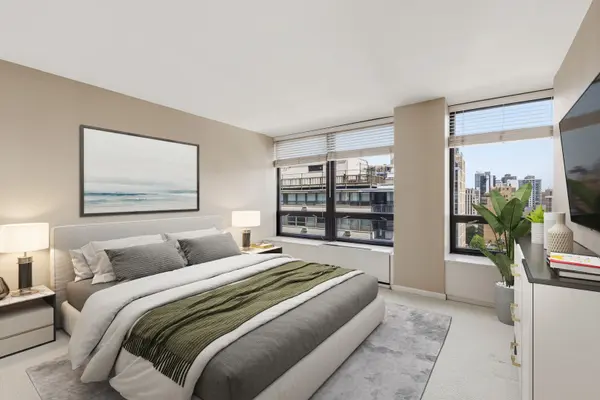 50 E Bellevue PL #1806, Chicago, IL 60611