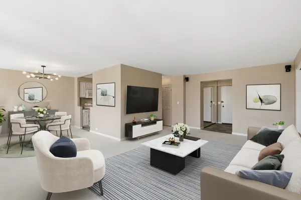 50 E Bellevue PL #1806, Chicago, IL 60611