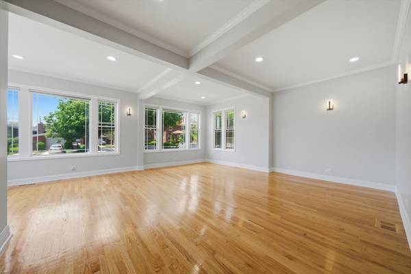 7247 S LUELLA AVE, Chicago, IL 60649