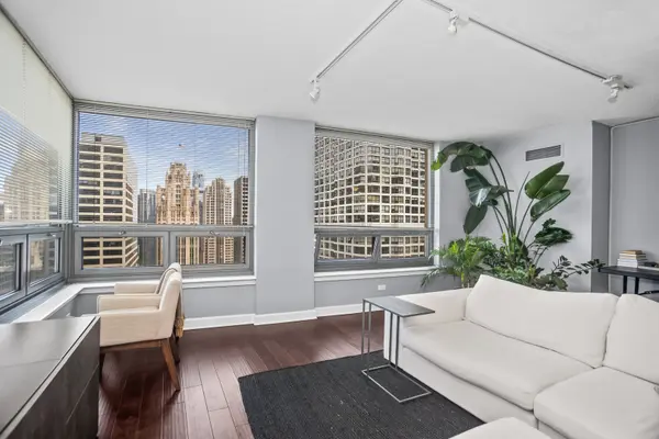 440 N Wabash AVE #3810, Chicago, IL 60611