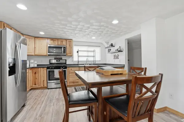 526 E Orange ST, Geneseo, IL 61254