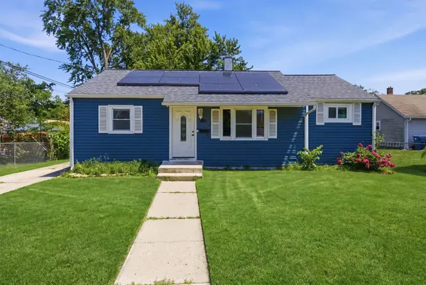 361 Trask ST, Aurora, IL 60505