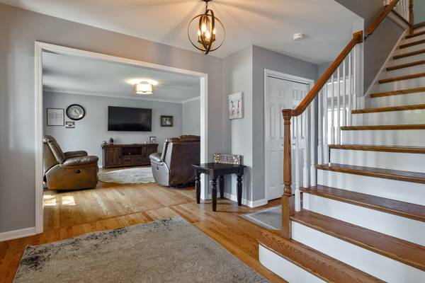 1129 Tamarack LN, Libertyville, IL 60048