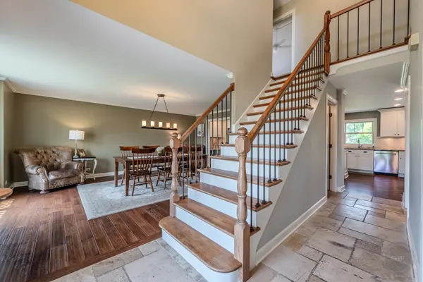 24146 Brancaster DR, Naperville, IL 60564