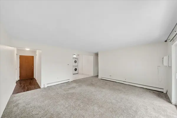 7425 Brookdale DR #113, Darien, IL 60561
