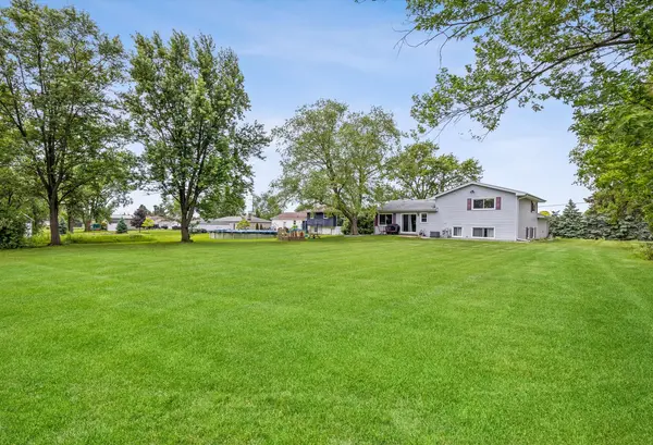 2712 S Schoolhouse RD, New Lenox, IL 60451