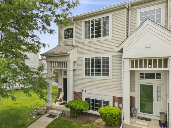 3344 Ravinia CIR, Aurora, IL 60504