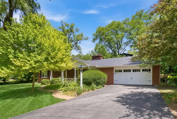 237 Beachview LN,  North Barrington,  IL 60010