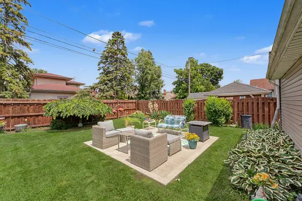 1191 White ST, Des Plaines, IL 60016