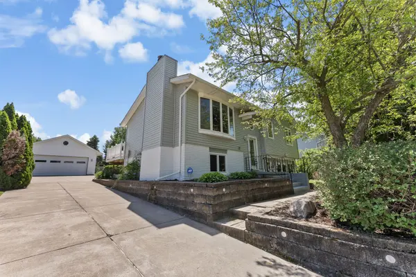 2333 Mound ST, Davenport, IA 52803