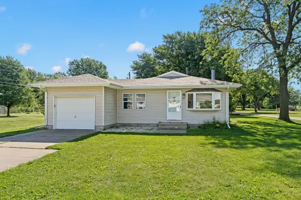 317 17TH ST E, Milan, IL 61264