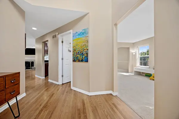 3415 Rosecroft LN, Naperville, IL 60564