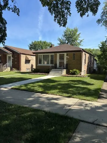 145 W 126th PL, Chicago, IL 60628