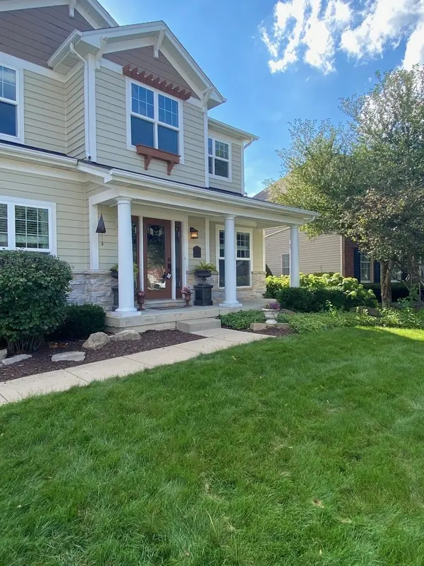 2203 Brookwood DR, South Elgin, IL 60177