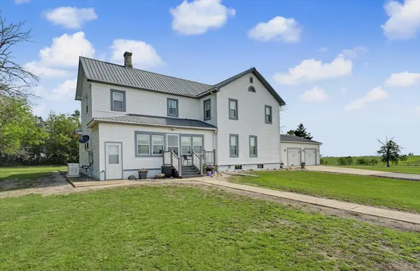 981 N 1200e RD, Melvin, IL 60952