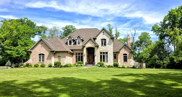 7508 Forest Oak DR, Mchenry, IL 60050