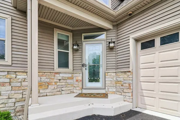 200 Sunset CT, Lake Zurich, IL 60047