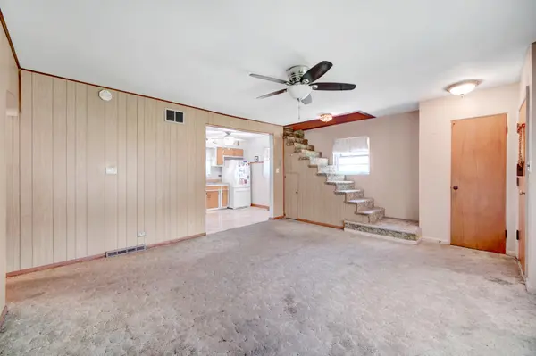 10912 S Pulaski RD, Oak Lawn, IL 60453
