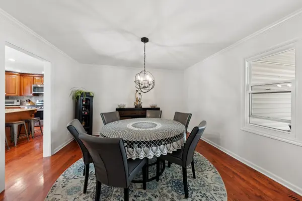 313 RICHMOND LN, Vernon Hills, IL 60061