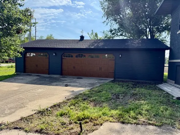 108 W Chestnut ST, Bondville, IL 61815