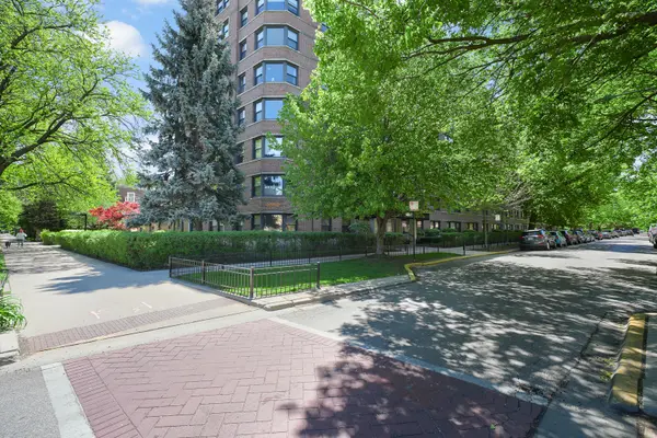 4880 N Marine DR #715, Chicago, IL 60640