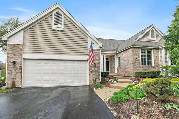 3 Sunvalley CT,  Lake In The Hills,  IL 60156