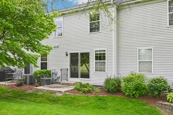 524 Jennifer CIR, Mundelein, IL 60060