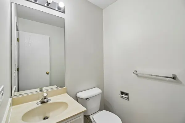 524 Jennifer CIR, Mundelein, IL 60060