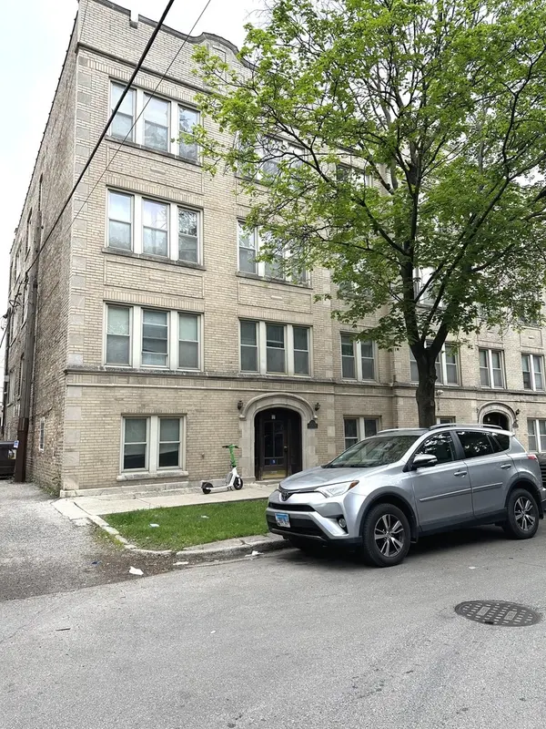 3253 W Olive AVE #3W, Chicago, IL 60659