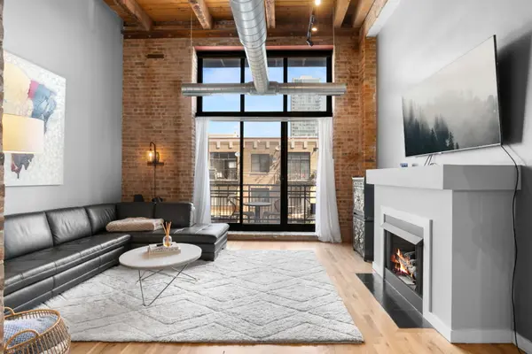 1918 S Michigan AVE #307, Chicago, IL 60616