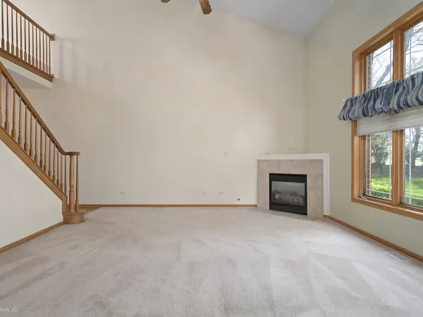 10802 Canterbury DR, Mokena, IL 60448
