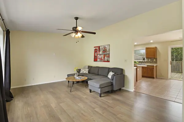 5117 58th ST, Kenosha, WI 53144